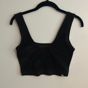 Cropped velvet tank top